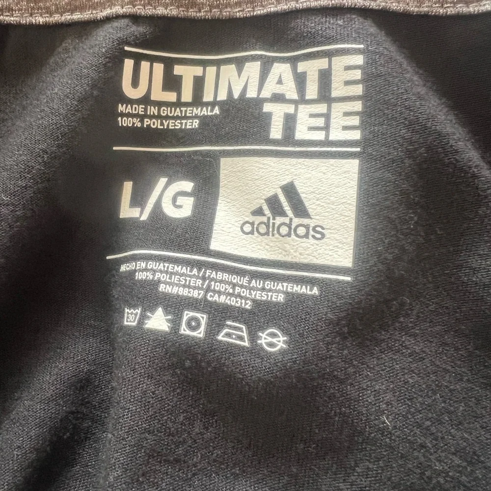 Adidas Vegas Golden Knights Hockey 1/2 zip‎ shirt.  Long sleeve.